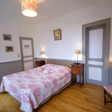 Heritage Castle In With Garden Holiday home Asnieres (Eure)